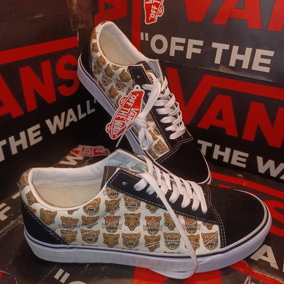 Vans Men's 7.5/Women's 9 Old Skool Black Jaguar VN0A5JMIBLK - Picture 1 of 12